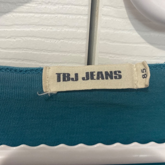 TBJ Jeans TOP    Medium Size     Long Sleeve shirt with V neck - Picture 3 of 9